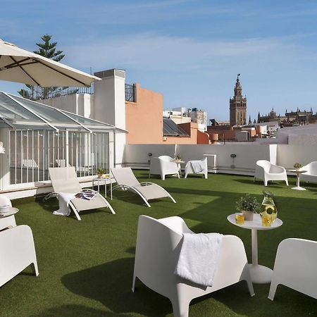 Suites Sevilla Plaza Екстер'єр фото