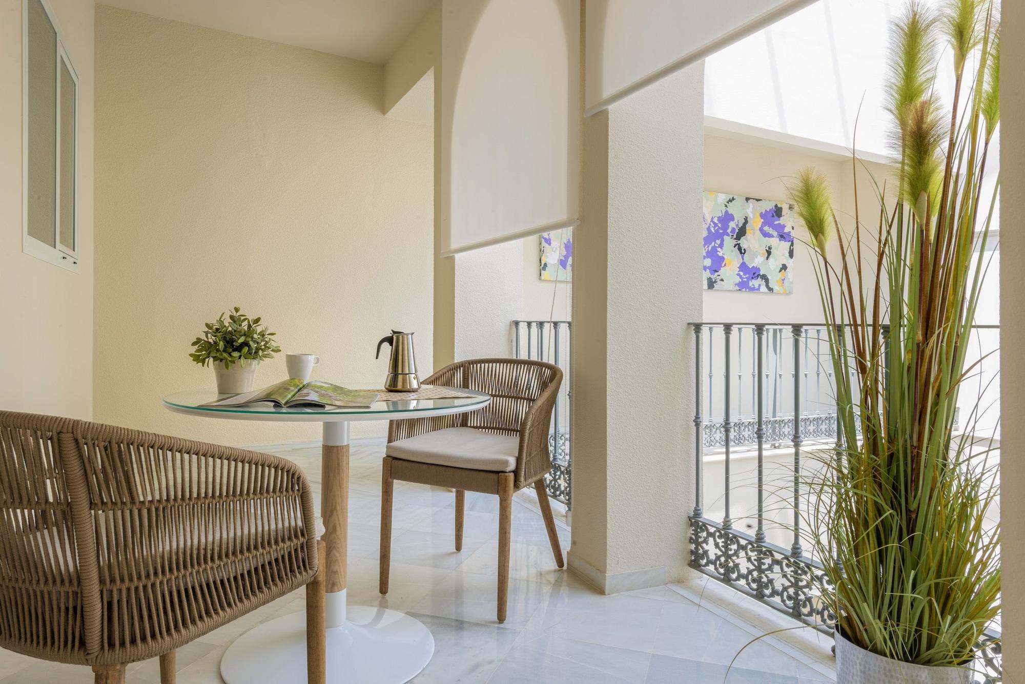 Suites Sevilla Plaza Екстер'єр фото