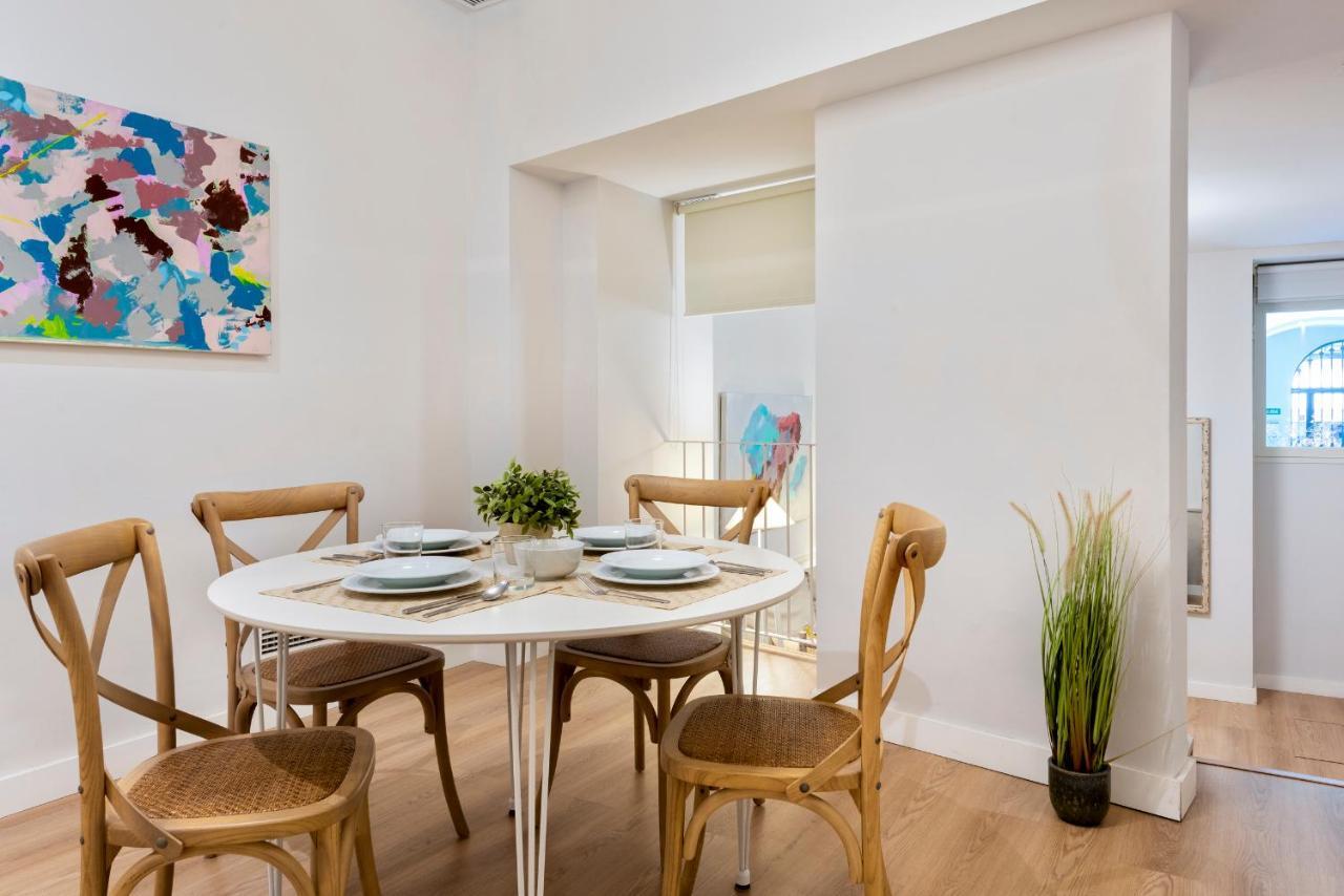 Suites Sevilla Plaza Екстер'єр фото